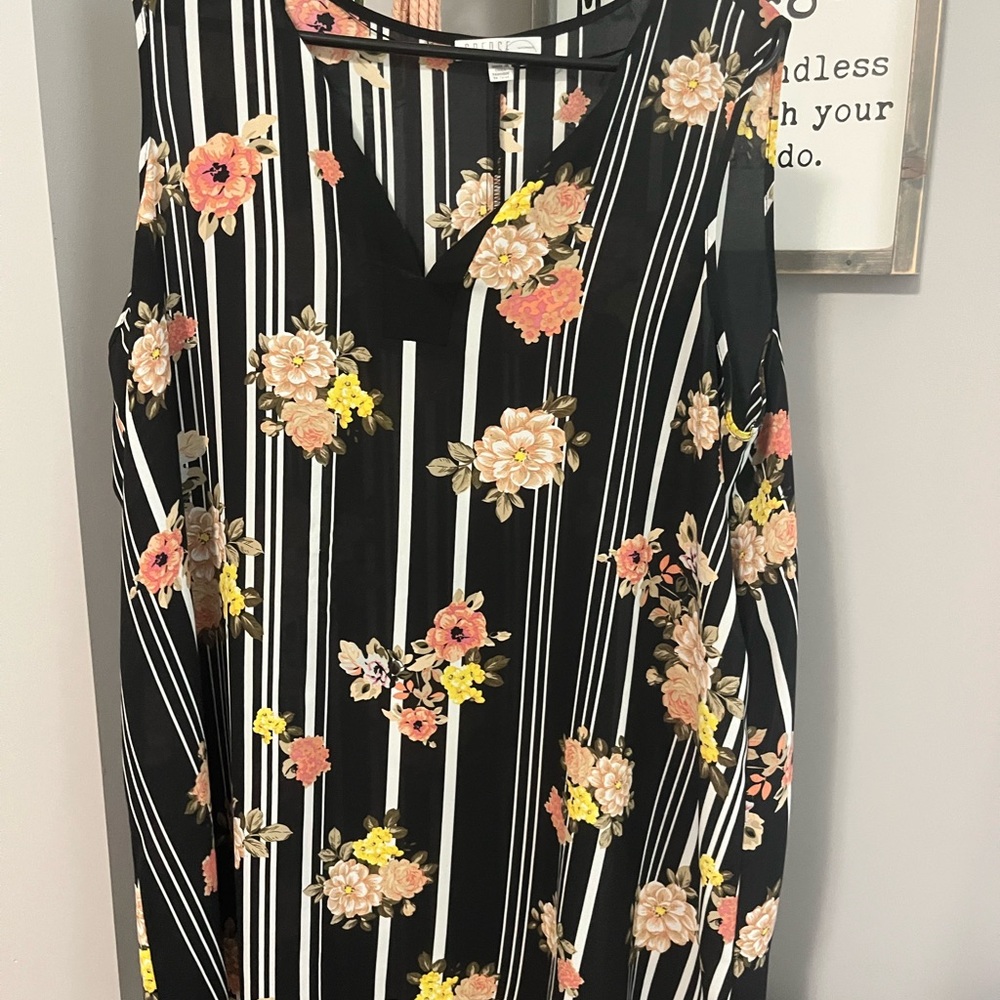 Floral Striped Sleeveless Top 1X